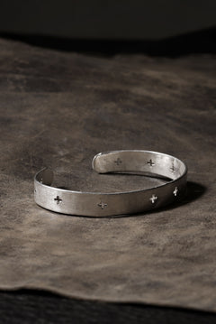 Load image into Gallery viewer, m.a+ cross punched silver bracelet / AB15 AG (SILVER)