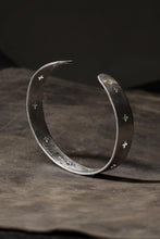 Load image into Gallery viewer, m.a+ cross punched silver bracelet / AB15 AG (SILVER)