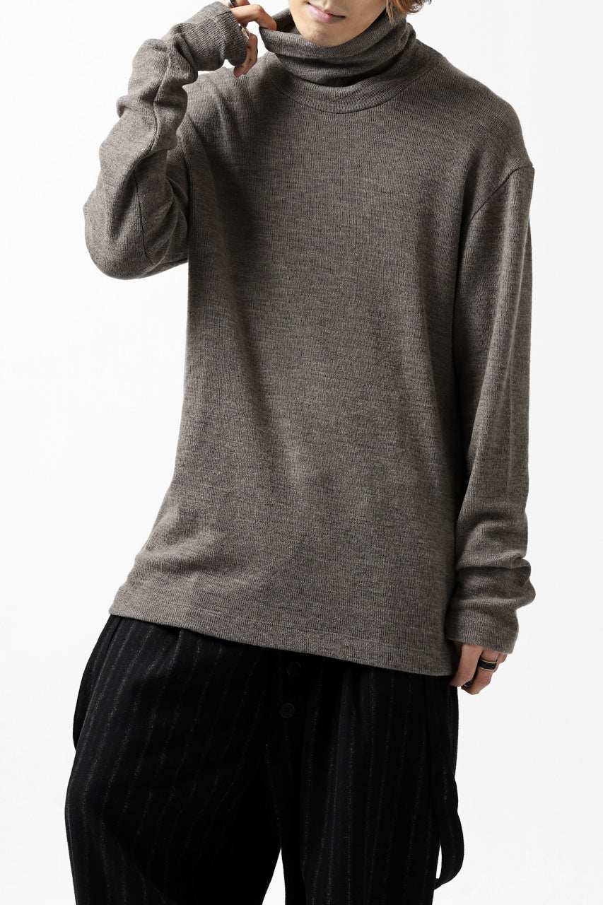 KLASICA SMOKE TURTLE NECK KNIT SWEAT TOP / WEANER WOOL RIB (FAWN)