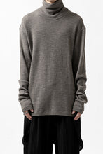 Load image into Gallery viewer, KLASICA SMOKE TURTLE NECK KNIT SWEAT TOP / WEANER WOOL RIB (FAWN)