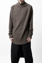 Load image into Gallery viewer, FIRST AID TO THE INJURED &quot;UMEO&quot; MOCK NECK L/S TOPS / DOUBLE WAVY JERSEY (FOSSIL)