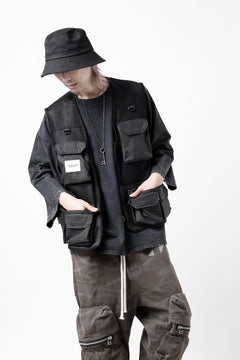 Load image into Gallery viewer, FINDERS KEEPERS®︎ AFTERMATH FK-UTILITY VEST / Dyneema® (BLACK)