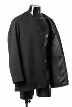 Load image into Gallery viewer, th products Collarless Jacket / active setter tweed knit (black)