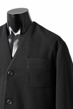 Load image into Gallery viewer, th products Collarless Jacket / active setter tweed knit (black)