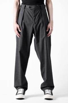 Load image into Gallery viewer, COLINA THE SLACKS / WASHABLE WOOL TROPICAL (DARK GREY)