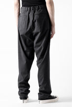 Load image into Gallery viewer, COLINA THE SLACKS / WASHABLE WOOL TROPICAL (DARK GREY)