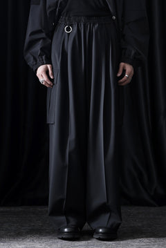 Load image into Gallery viewer, TARO HORIUCHI / th products Wide Cargo Pants / 2Way Stretch W/P Tropical (black)