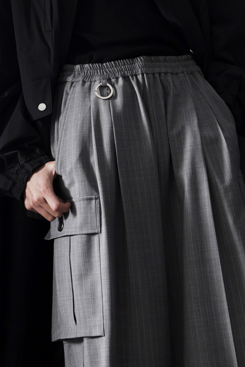 Load image into Gallery viewer, TARO HORIUCHI / th products Wide Cargo Pants / 2Way Stretch W/P Tropical (gray stripe)