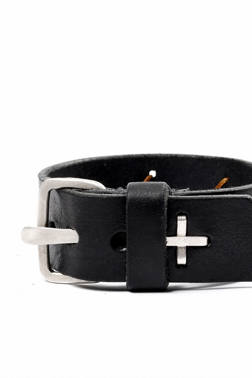 Load image into Gallery viewer, m.a+ cross stitched med wrist band / A-F8E1 GR 3,0 (BLACK)
