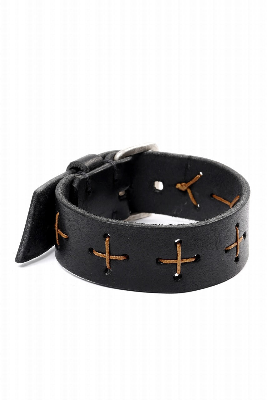 Load image into Gallery viewer, m.a+ cross stitched med wrist band / A-F8E1 GR 3,0 (BLACK)
