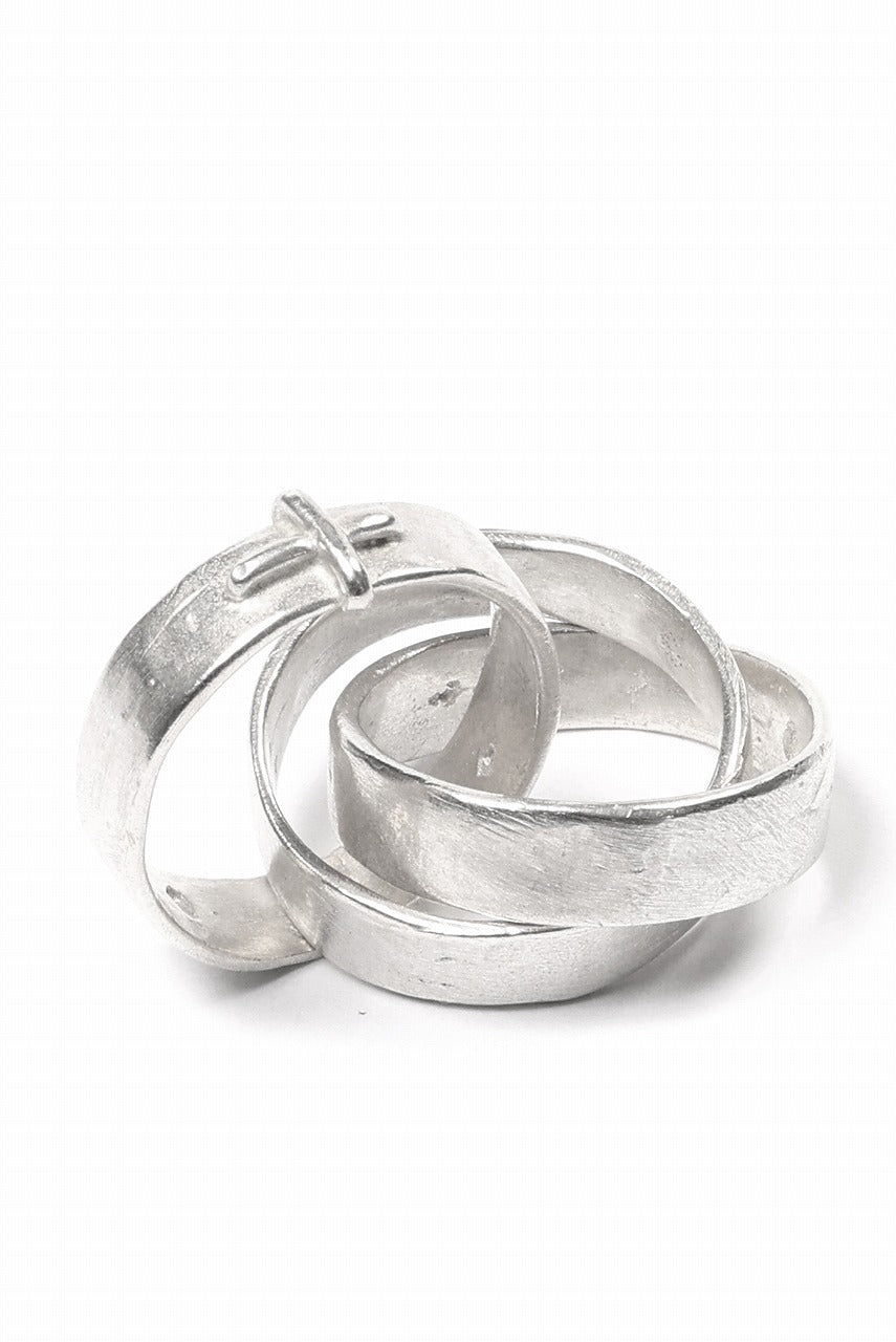 Load image into Gallery viewer, m.a+ triple silver ring w/stitched cross / AG318 AG (SILVER)
