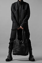 Load image into Gallery viewer, m.a+ medium tote bag / BT231 SY1.0 (BLACK)