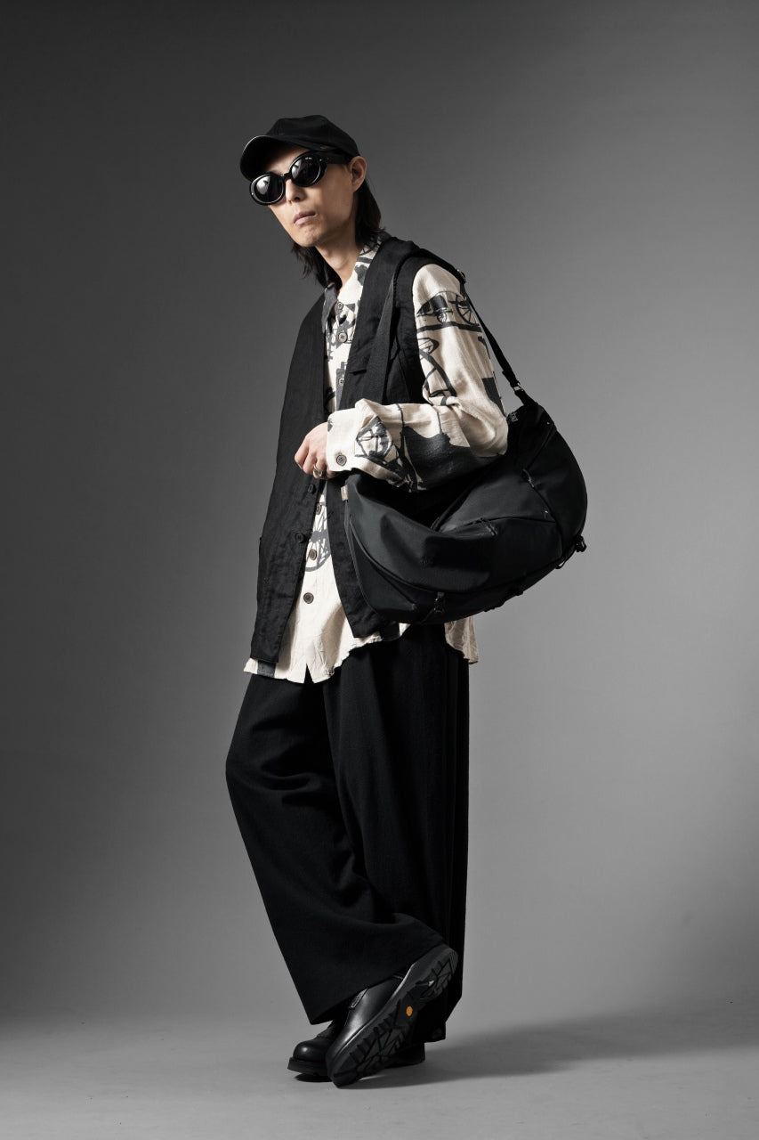 画像をギャラリービューアに読み込む, KLASICA "MALAKOFF" DECONSTRUCTED WORK WEAR VEST / CRISP FINISH AIRLY MICRO DOBBY (BLACK)