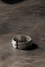 Load image into Gallery viewer, m.a+ silver stitched multiple cross ring / AG518 AG (SILVER)