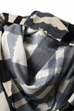 画像をギャラリービューアに読み込む, A.F ARTEFACT SWITCHING PULLOVER / JACQUARD DEFORMED PLAID VELOR (BLACK x GREY x IVORY)