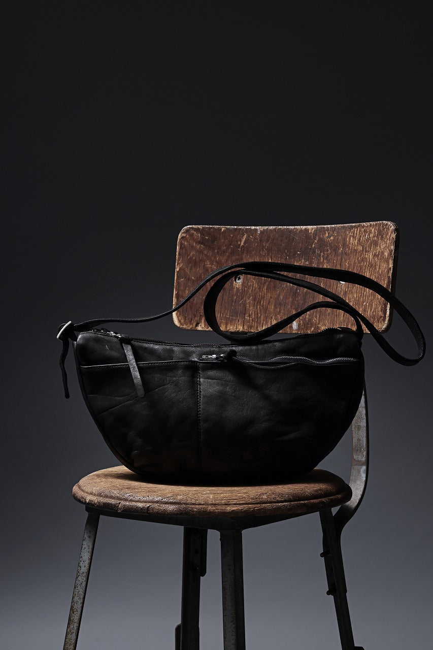 Load image into Gallery viewer, ISAMU KATAYAMA BACKLASH SHOULDER BAG / OBJECT DYED DOUBLE SHOULDER LEATHER (BLACK)