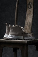 Load image into Gallery viewer, beauty : beast ROLL-TONGUE STAINNING SHOES feat. Maison MIHARA YASUHIRO (BEIGE x BEIGE)