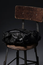 画像をギャラリービューアに読み込む, ISAMU KATAYAMA BACKLASH 3 PIN-BELT SHOULDER BAG / OBJECT DYED DOUBLE SHOULDER LEATHER (BLACK)