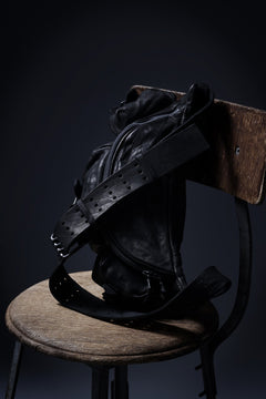 画像をギャラリービューアに読み込む, ISAMU KATAYAMA BACKLASH 3 PIN-BELT SHOULDER BAG / OBJECT DYED DOUBLE SHOULDER LEATHER (BLACK)