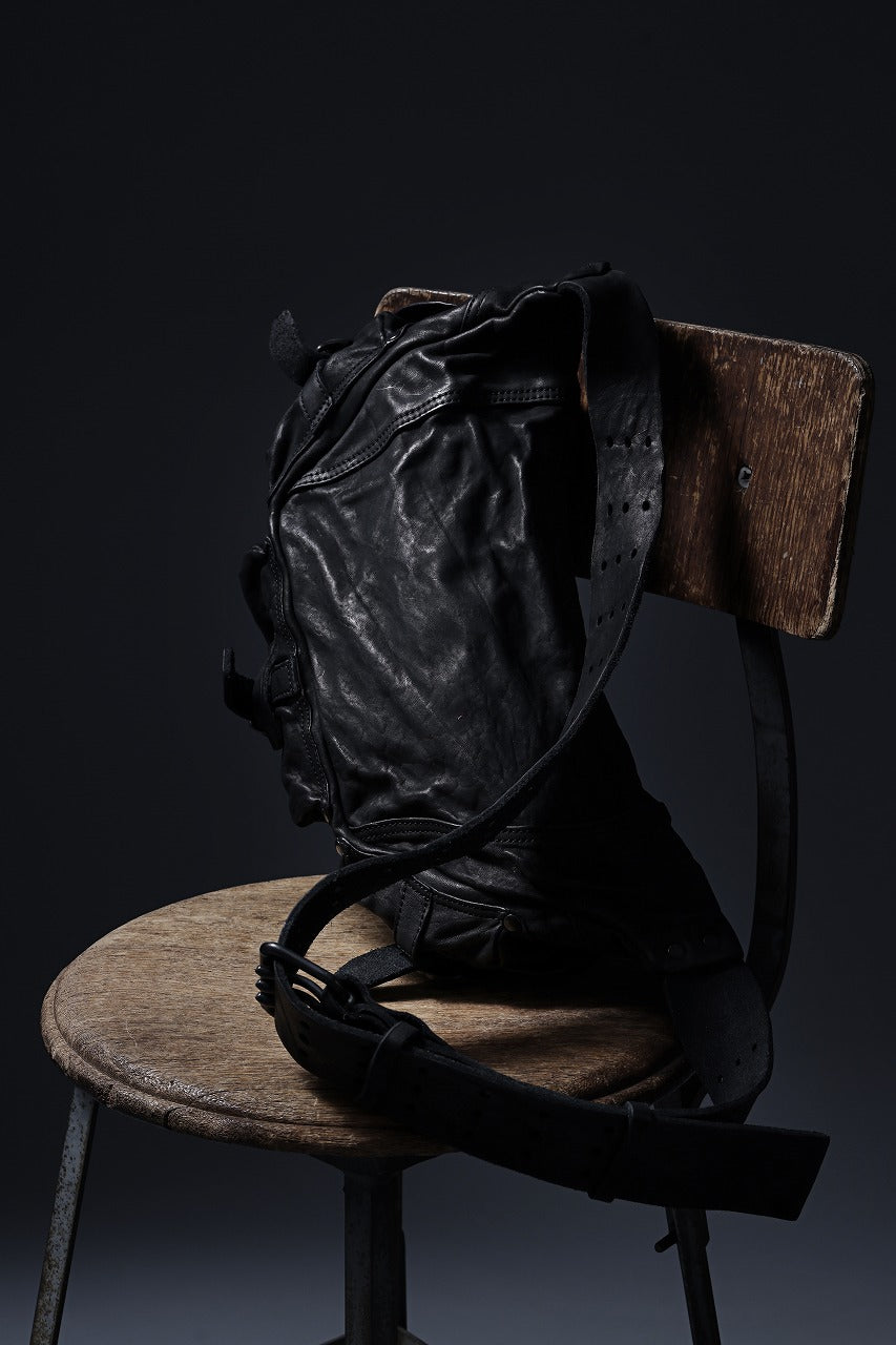 画像をギャラリービューアに読み込む, ISAMU KATAYAMA BACKLASH 3 PIN-BELT SHOULDER BAG / OBJECT DYED DOUBLE SHOULDER LEATHER (BLACK)