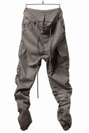daub DYEING EASY CARGO GATHER PANTS / STRETCH DRILL PEACH HAND (TAUPE GREY)