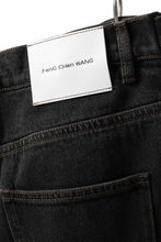 Load image into Gallery viewer, Feng Chen Wang TILTED WASITBAND JEANS TROUSERS (BLACK/BLUE)