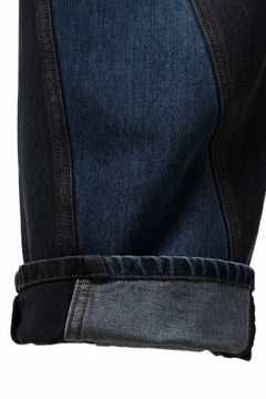 Load image into Gallery viewer, Feng Chen Wang TILTED WASITBAND JEANS TROUSERS (BLACK/BLUE)