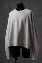 Load image into Gallery viewer, entire studios BOX CREW SWEAT PULLOVER (RICE)