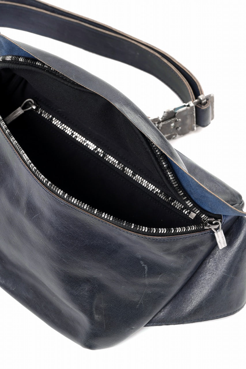 ierib Waist-Shoulder Bag / Shiny Horse Leather (NAVY)