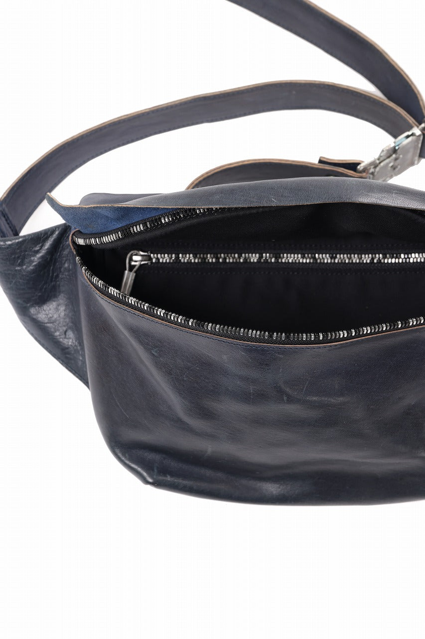 ierib Waist-Shoulder Bag / Shiny Horse Leather (NAVY)