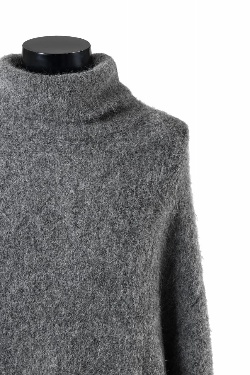 entire studios LUTE KNIT HIGH NECK SWEATER (SMOKE)