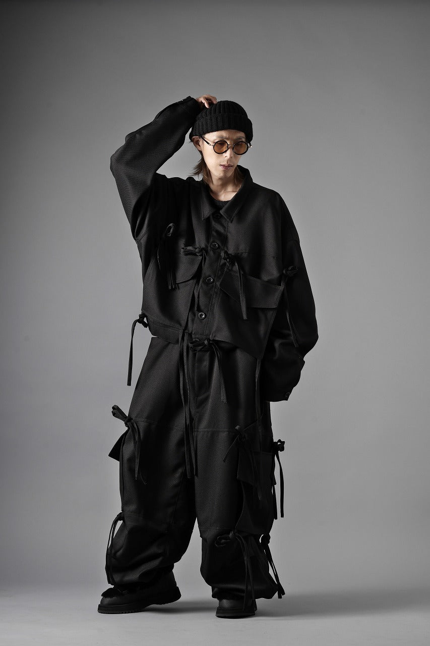 A.F ARTEFACT KNOTTING DETAIL TWILL VOLUME PANTS (BLACK)