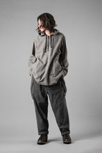 画像をギャラリービューアに読み込む, A TENTATIVE ATELIER Branka WASHED HOUNDSTOOTH OVERSIZE HOODY (DARK BROWN)