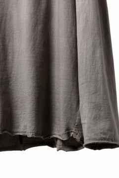 Load image into Gallery viewer, daub DYEING CENTRAL BACK SEAM L/S CUT &amp; SEWN / C.JERSEY (TAUPE GREY)