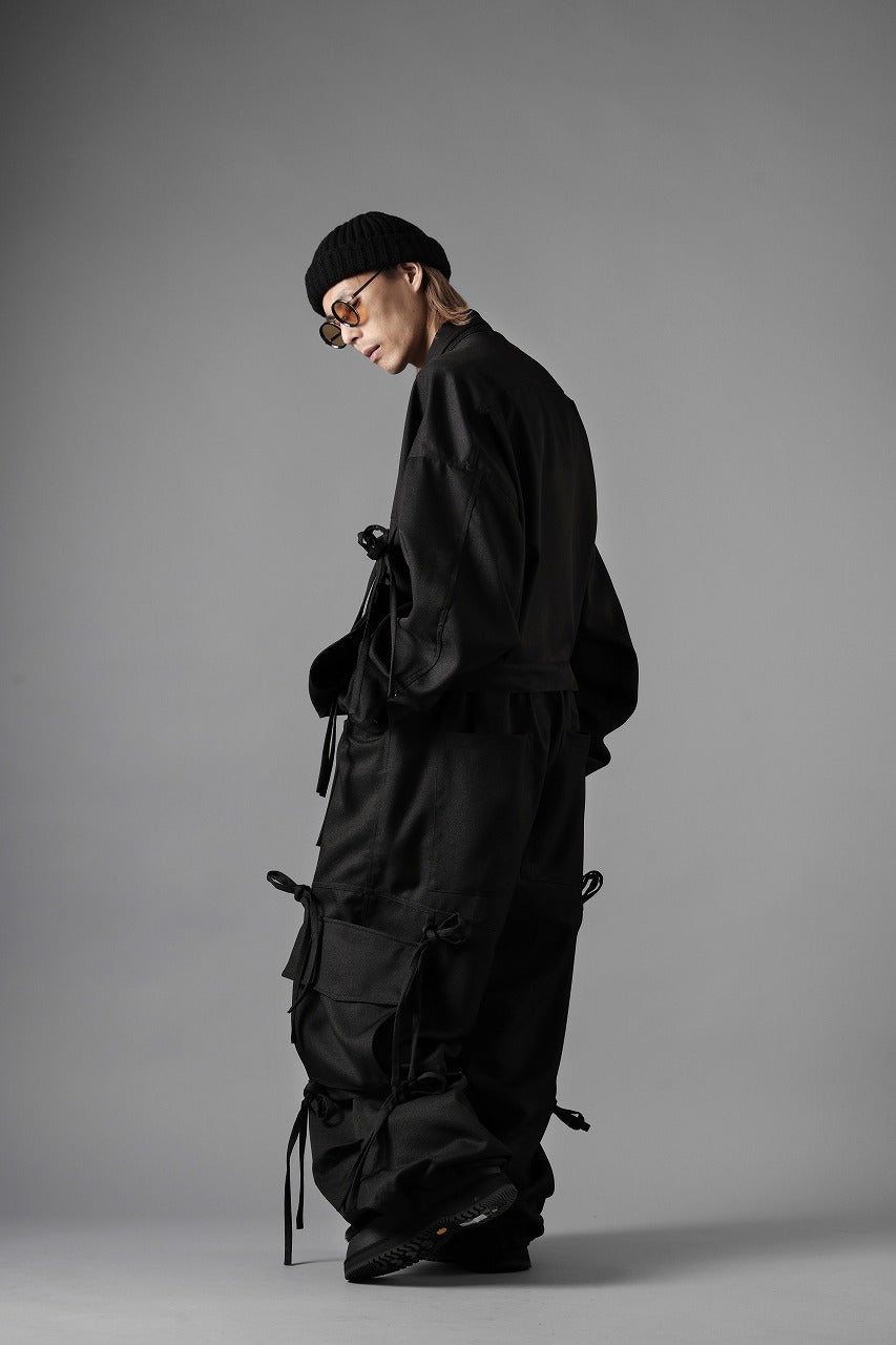 A.F ARTEFACT KNOTTING DETAIL TWILL VOLUME PANTS (BLACK)