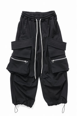 A.F ARTEFACT BELTED EXTREME WIDE CARGO PANTS (BLACK)