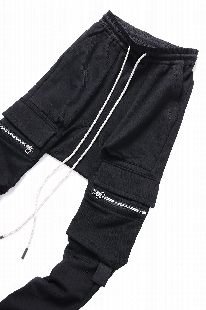 A.F ARTEFACT FLAP ZIP SARROUEL SKINNY PANTS (BLACK)