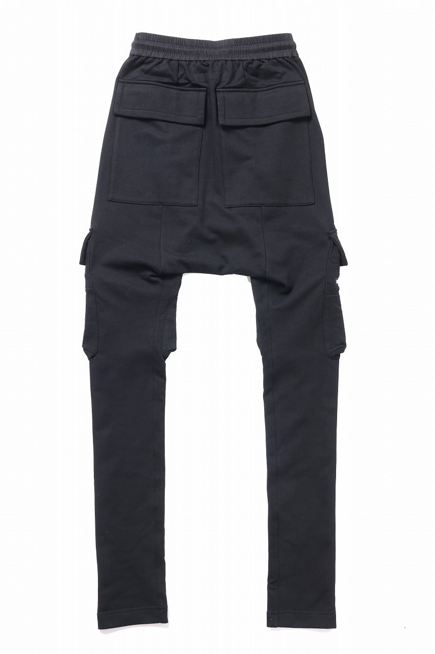 A.F ARTEFACT FLAP ZIP SARROUEL SKINNY PANTS (BLACK)