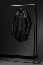 Load image into Gallery viewer, incarnation LONG SHIRT JACKET PMT-4 / RAGGRINZITA HORSE LEATHER (91N)
