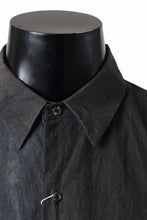 Load image into Gallery viewer, COLINA THE SHIRT / DARK DYED POPLIN (BLACK MIST)