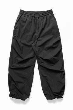 画像をギャラリービューアに読み込む, Juun.J Cotton Side Tucked Pants (BLACK)