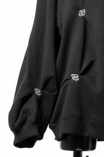 画像をギャラリービューアに読み込む, A.F ARTEFACT RANDOM TUCK EMBOIDERY KNIT PULLOVER (BLACK)