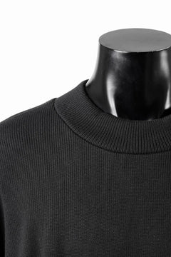 Load image into Gallery viewer, A.F ARTEFACT RANDOM TUCK EMBOIDERY KNIT PULLOVER (BLACK)