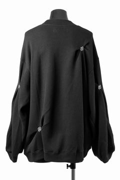 Load image into Gallery viewer, A.F ARTEFACT RANDOM TUCK EMBOIDERY KNIT PULLOVER (BLACK)