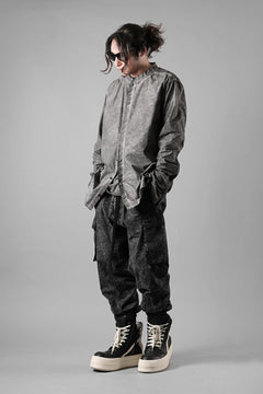 Load image into Gallery viewer, thom/krom STAND COLLAR SHIRT / DYED ORGANIC COTTON (VEGETAL BLACK)