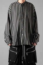画像をギャラリービューアに読み込む, A.F ARTEFACT STAND COLLAR SHIRT / VERTICAL STRIPE (BLACK x LIGHT GREY)