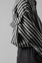 画像をギャラリービューアに読み込む, A.F ARTEFACT STAND COLLAR SHIRT / VERTICAL STRIPE (BLACK x LIGHT GREY)