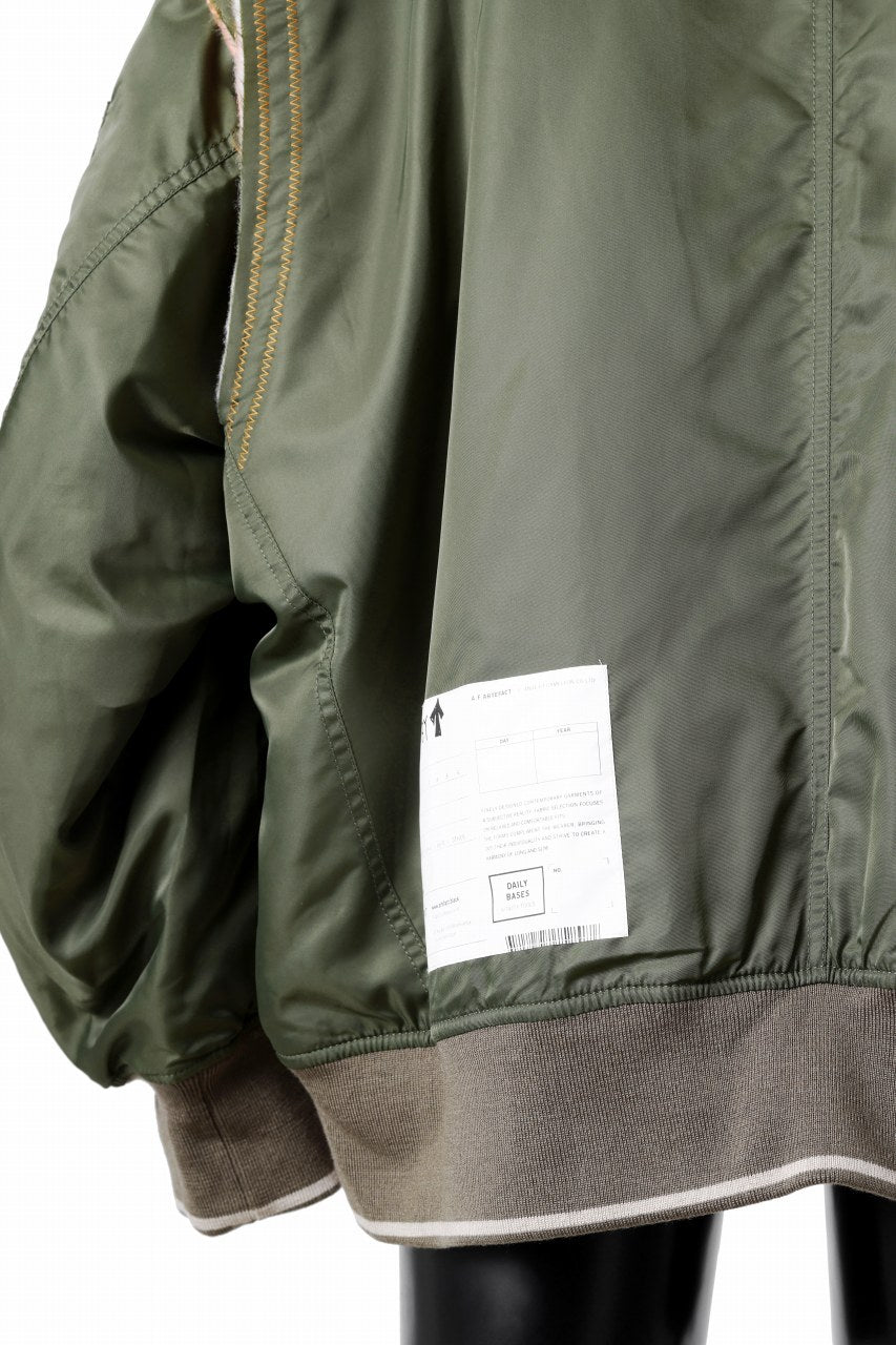 Load image into Gallery viewer, A.F ARTEFACT CUT OFF COMBI TANKER JACKET / LIGHT PADDED (KHAKI x ORANGE)