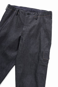 画像をギャラリービューアに読み込む, Y&#39;s for men TUCK PANTS WITH COLOR COMBI STITCH / 13oz UNEVEN YARN DENIM (BLUE)