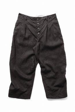 YUTA MATSUOKA tuck & hock pants / bengala ink coating linen (reddish brown)